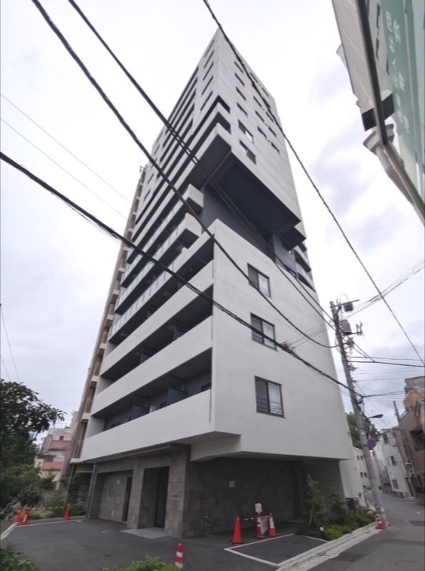 401号室 9
