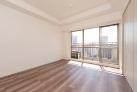 211号室 8