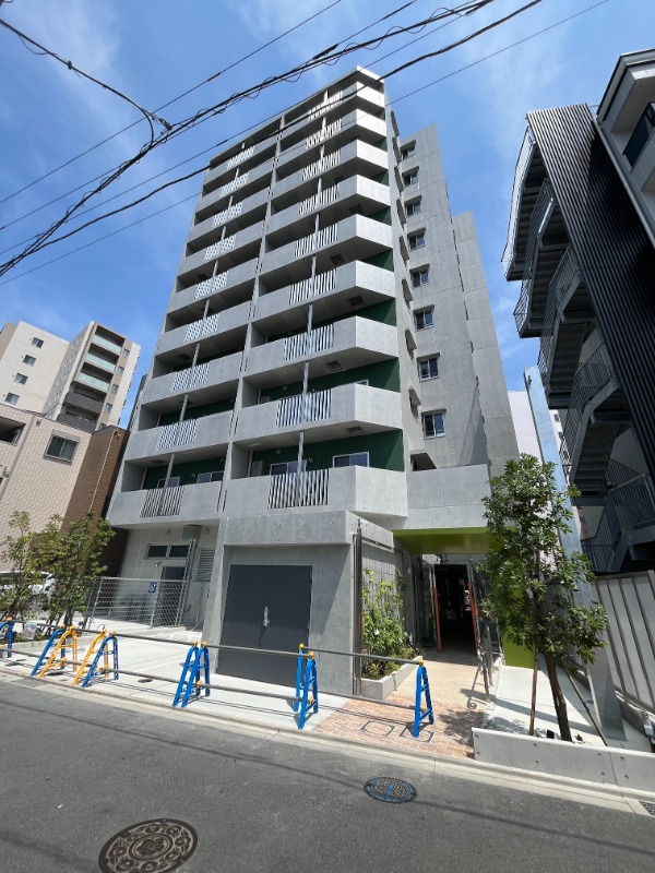 705号室 17