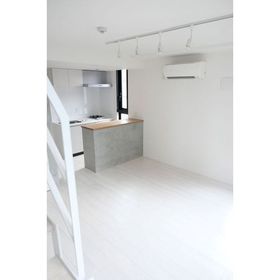 0405号室 3