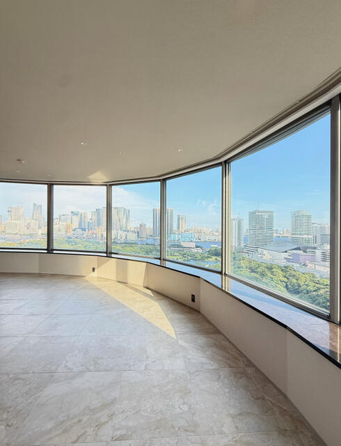 1810号室 3