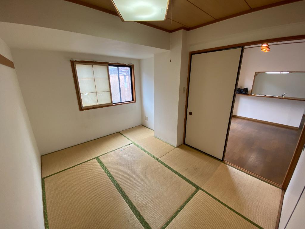 205号室 5