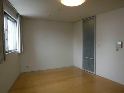 802号室 4