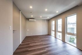 2階建て/1階 2