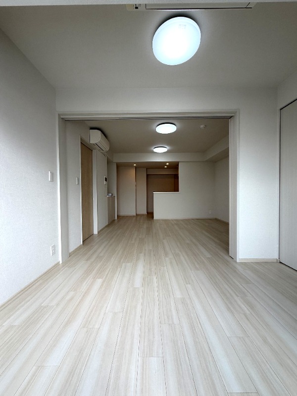 0405号室 4