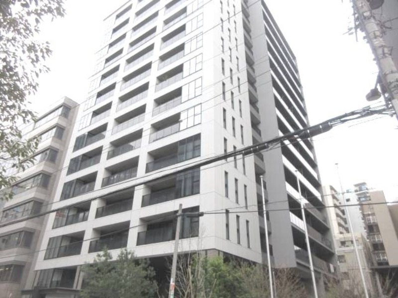 303号室 11