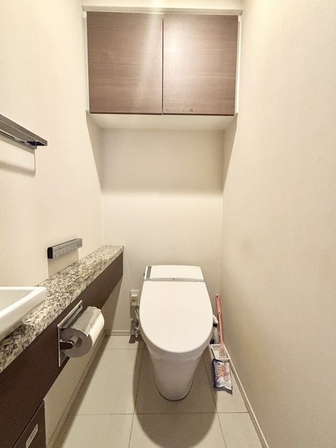 408号室 7