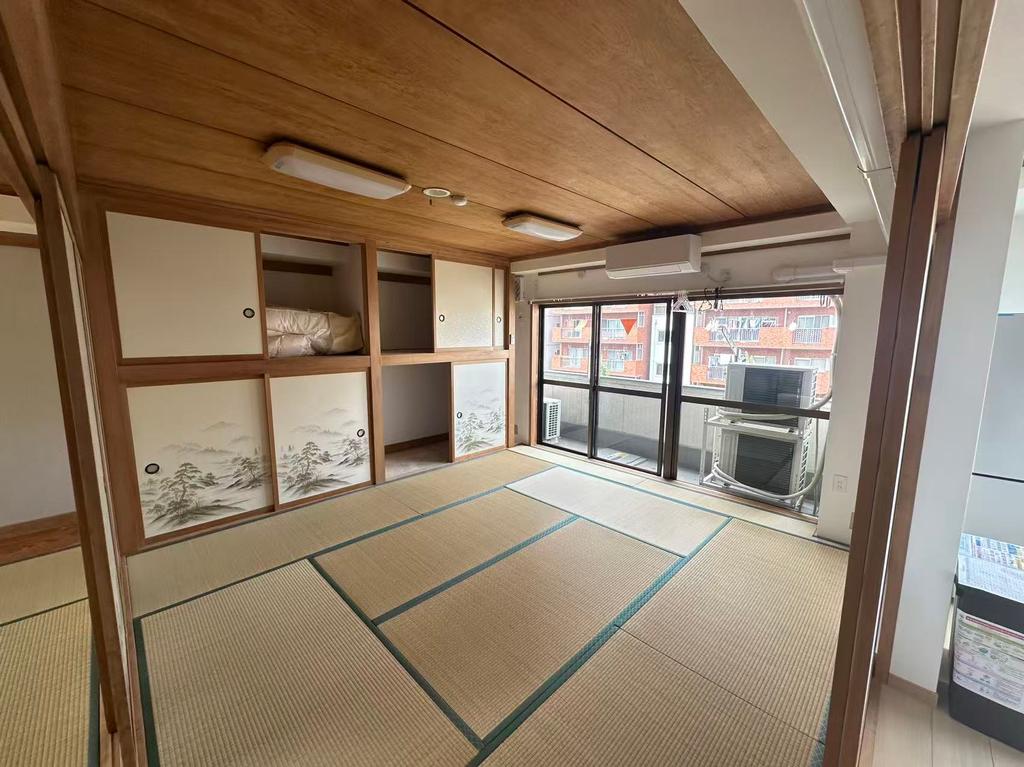 501号室 8