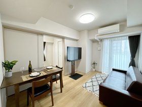 605号室 4