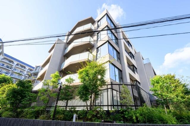403号室 8