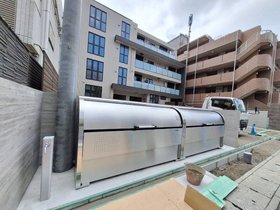 403号室 11