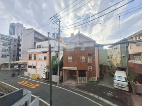 202号室 8