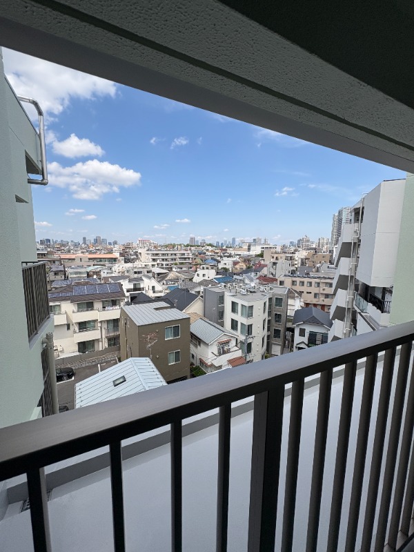 602号室 8