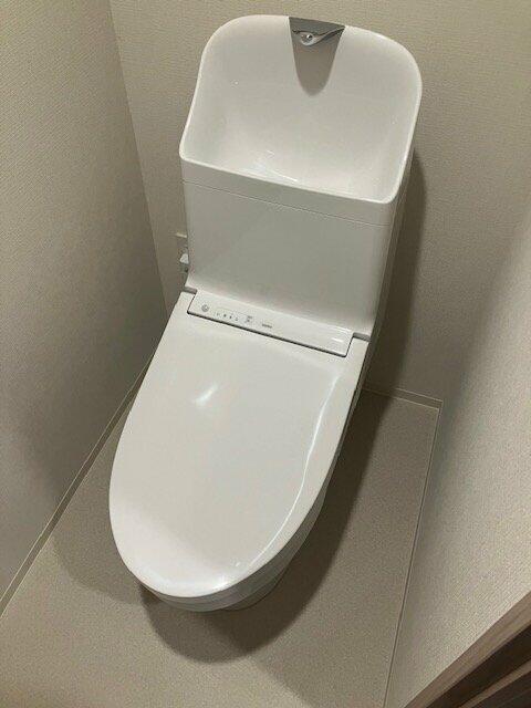 702号室 5
