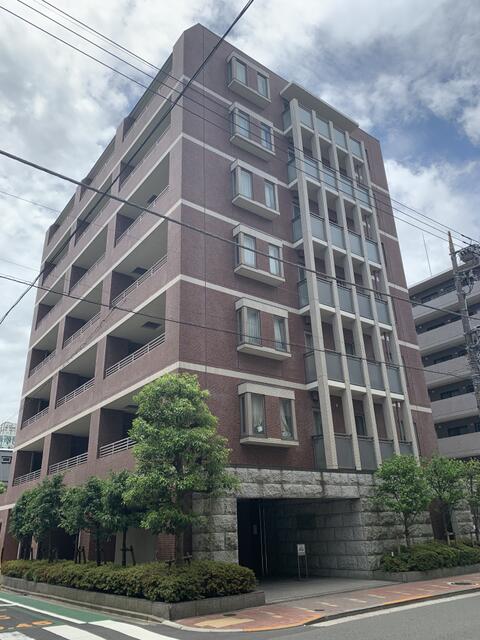 703号室 8