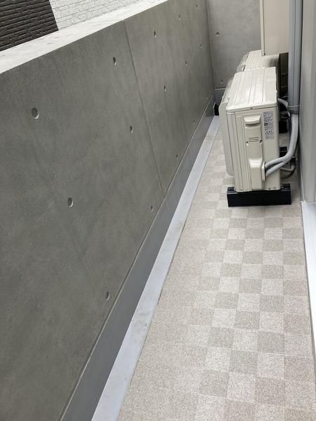 303号室 5