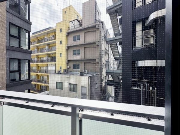 419号室 8