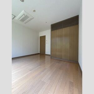 1306号室 5
