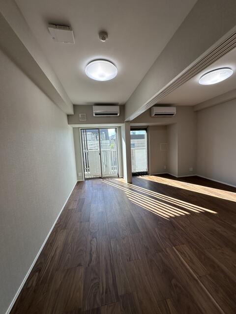 502号室 2