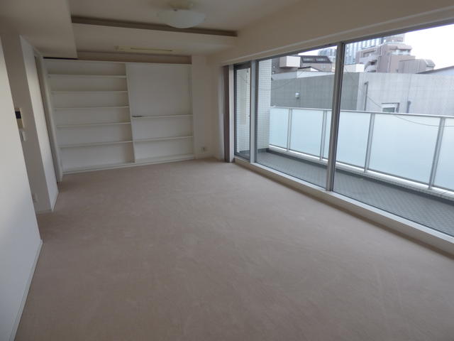 302号室