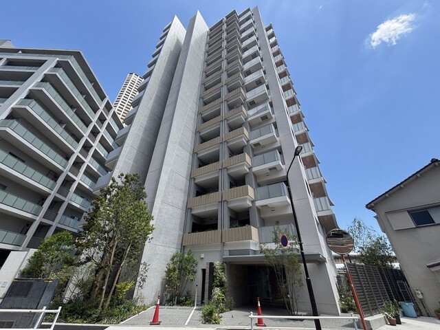 404号室 15