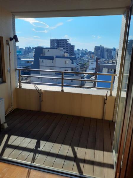 802号室 8