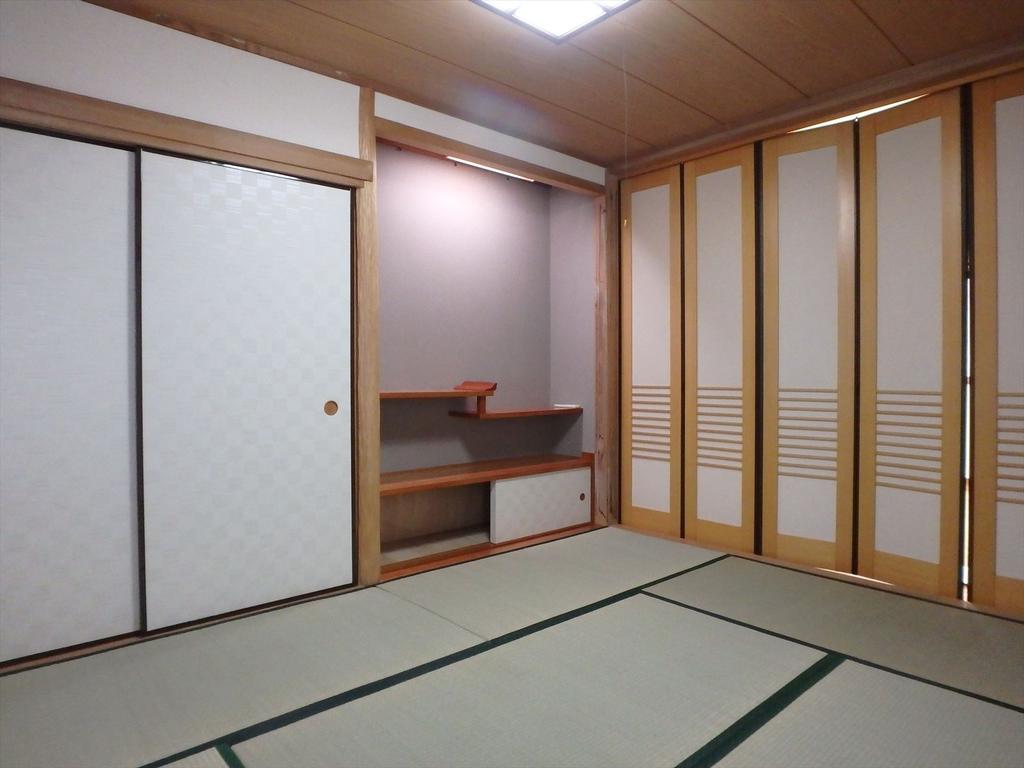 2F 8