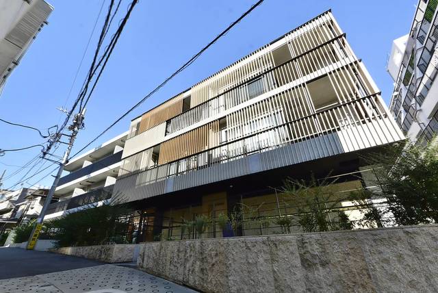 201号室 10