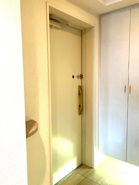 713号室 8