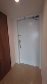 1835号室 3