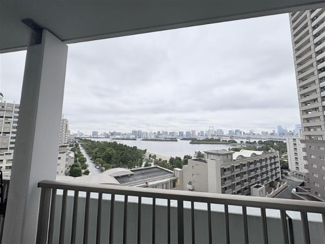 0810号室 8