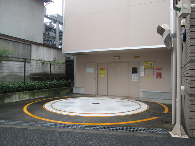 801号室 9