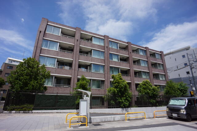 402号室 8