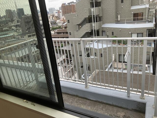 701号室 5