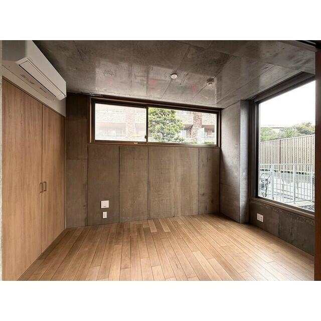 102号室 8