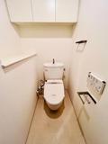 305号室 8