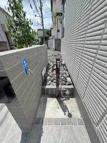 201号室 8