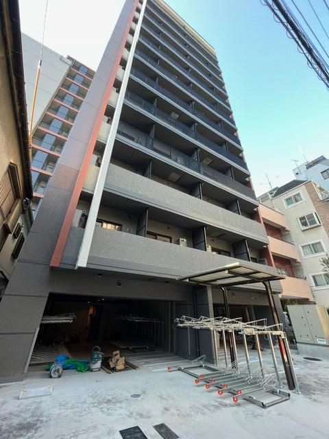 704号室 13