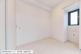702号室 3