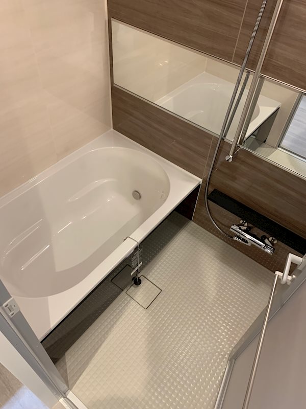 601号室 4