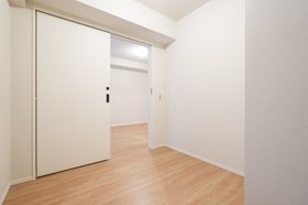 303号室 7