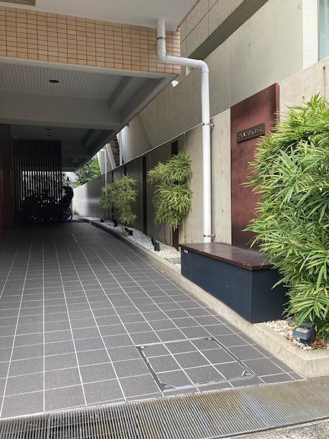 701号室 8