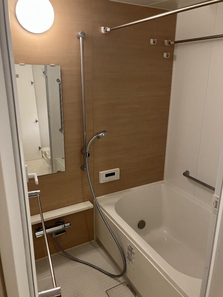 520号室 4