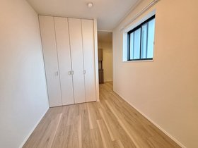 406号室 8