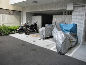 703号室 15