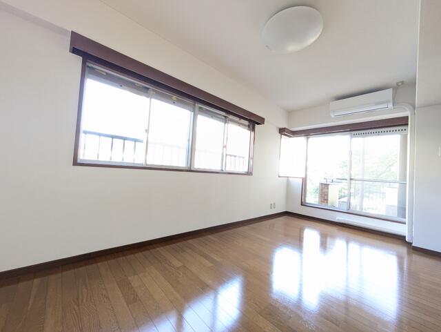 305号室 6