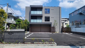 205号室 8