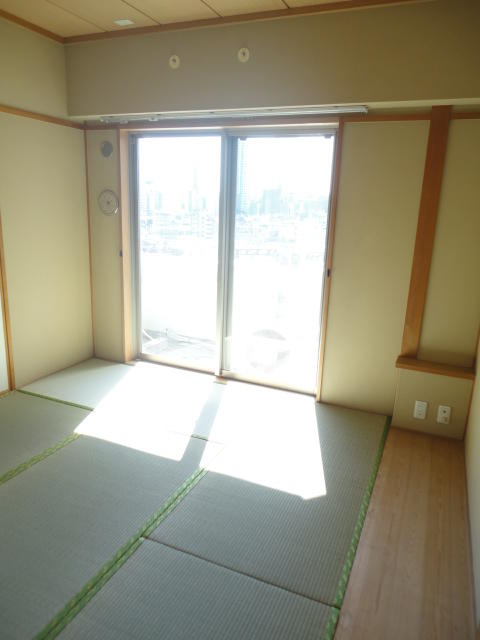 204号室 7