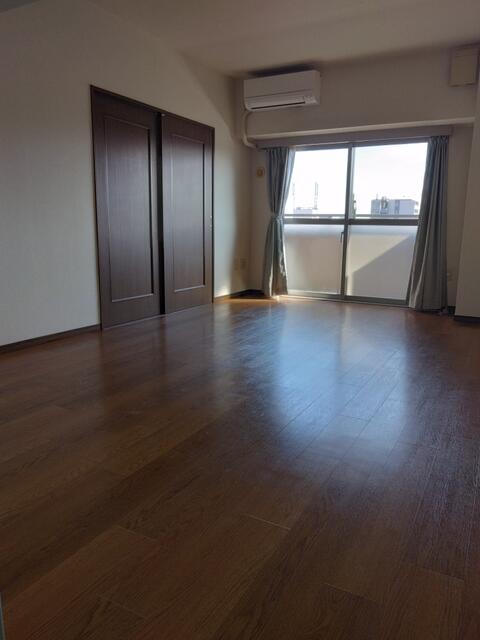 1102号室 3