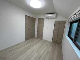 203号室 7
